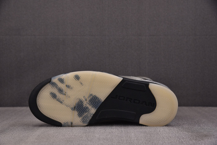 Air Jordan 5 Wings Medium Grey / Black IO2038-001