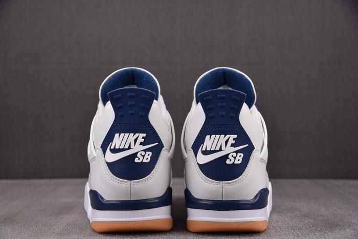 Nike SB x Air Jordan 4 “Navy” DR5415-100