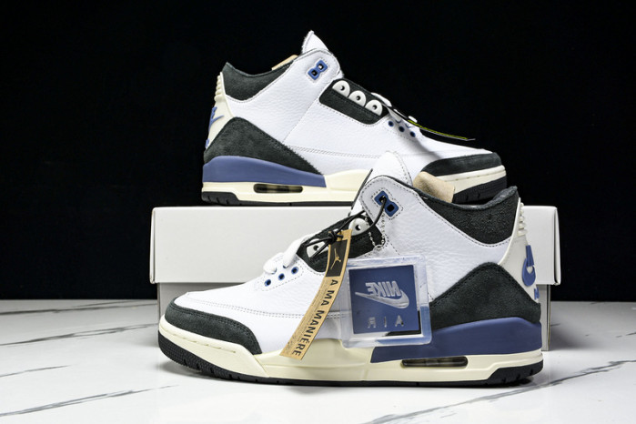 AIR JORDAN 3 OG "DIFFUSED BLUE" HV8571-100