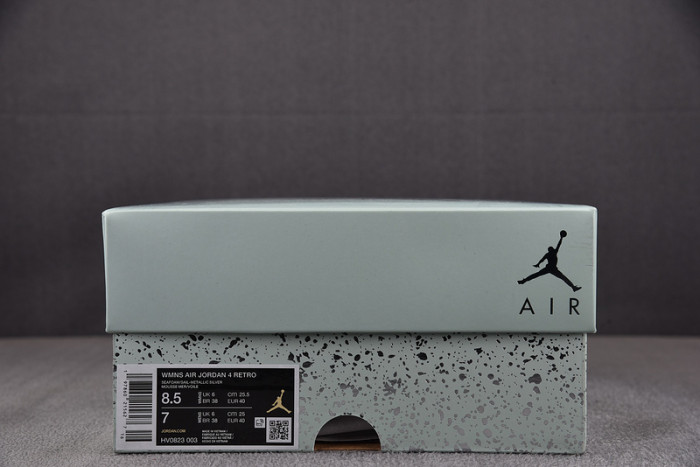 AIR JORDAN 4 RETRO 
