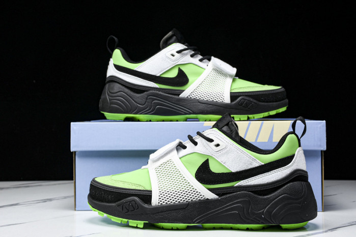 Travis Scott x Nike Zoom Field Jaxx HQ3061-104