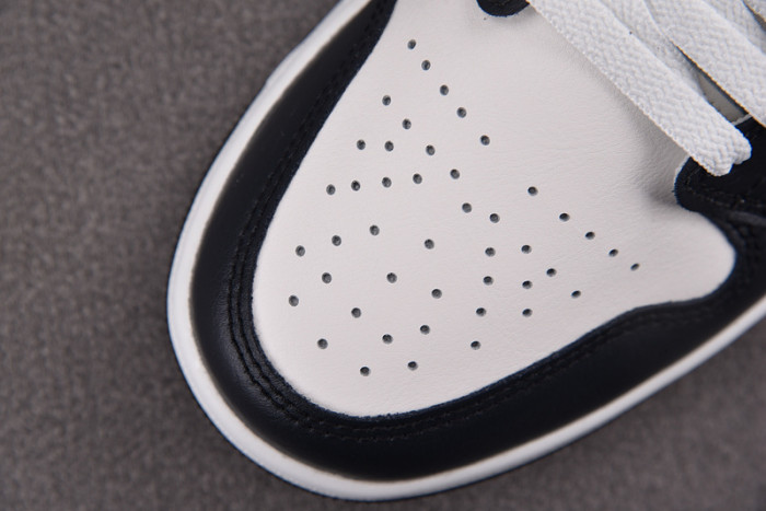 Air Jordan 1 Low "Black Toe" Tan 553558-153