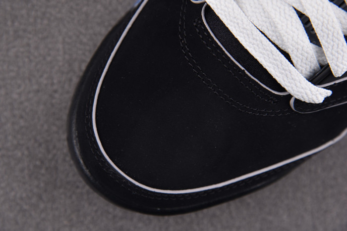 AIR JORDAN 5 BLACK METALLIC REIMAGINED HF3975-001