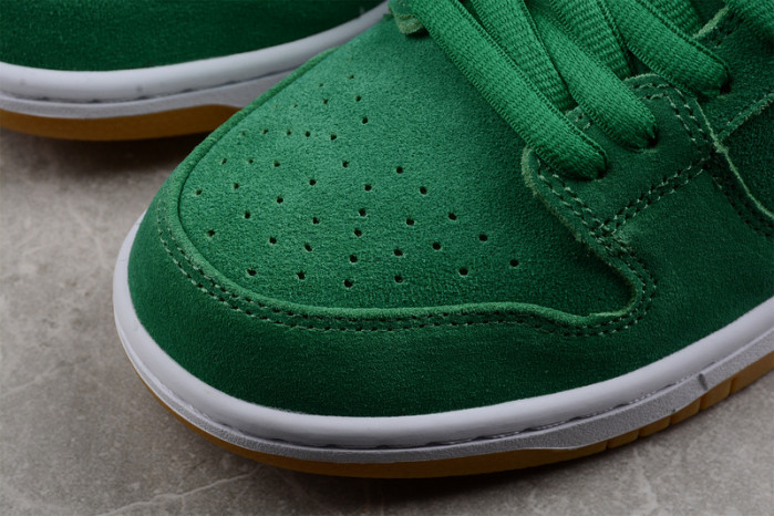 nike sb dunk low pro st. patrick
