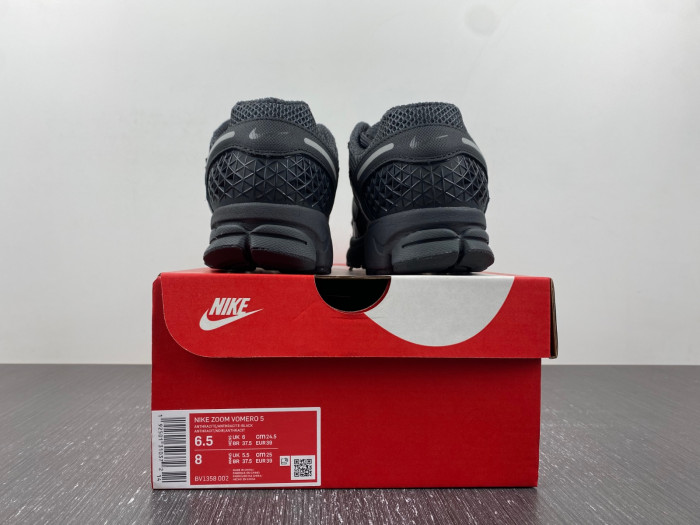 nike zoom vomero 5 sp anthracite men