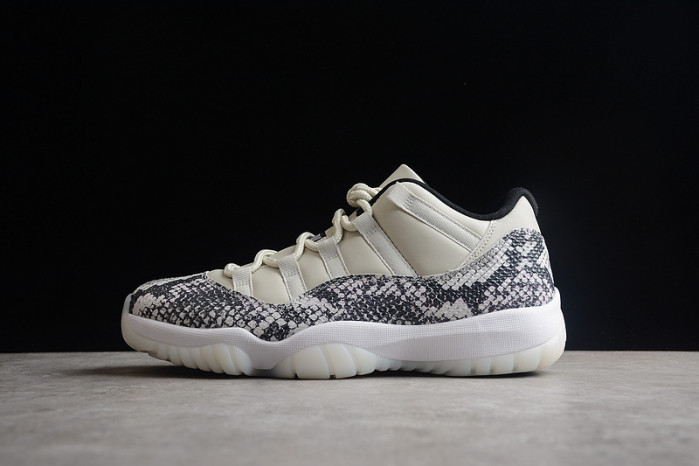 jordan 11 retro low snake light bone - cd6846-002