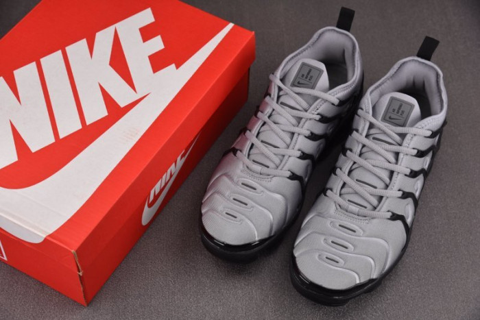 NIKE AIR VAPORMAX Plus CK0900-001