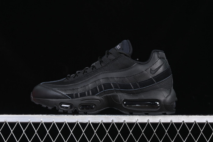 NIKE AIR MAX 95 ESSENTIAL TRIPLE BLACK CL3705-001