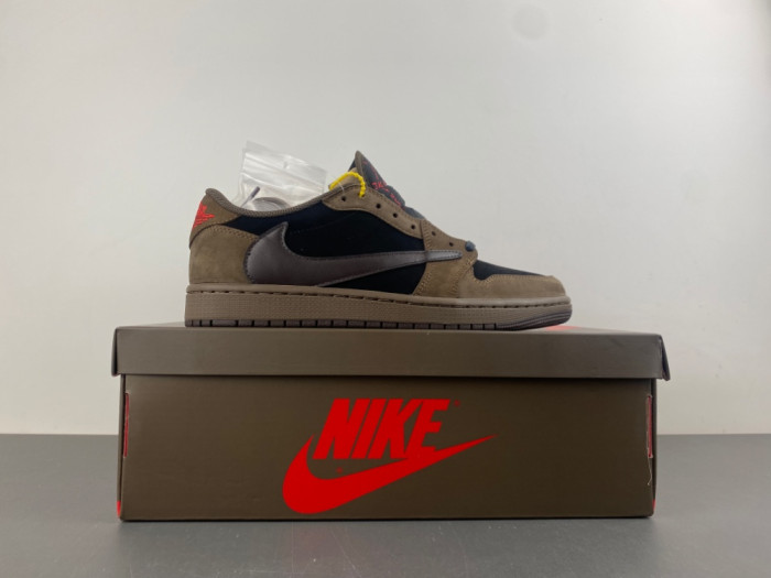 Travis Scott x Air Jordan 1 Low CQ4277-001
