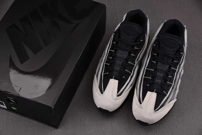 NIKE COMME DES GARCONS X AIR MAX Nike 95 GREY CU8406-101