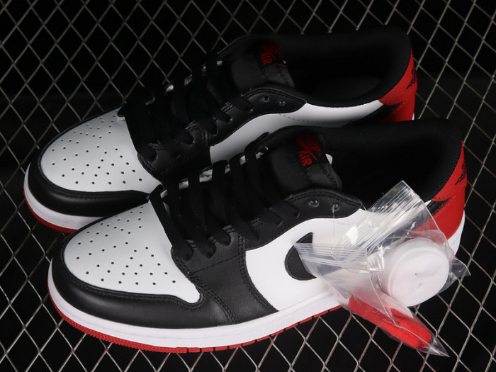 air jordan 1 low og "black toe" cz0790-106