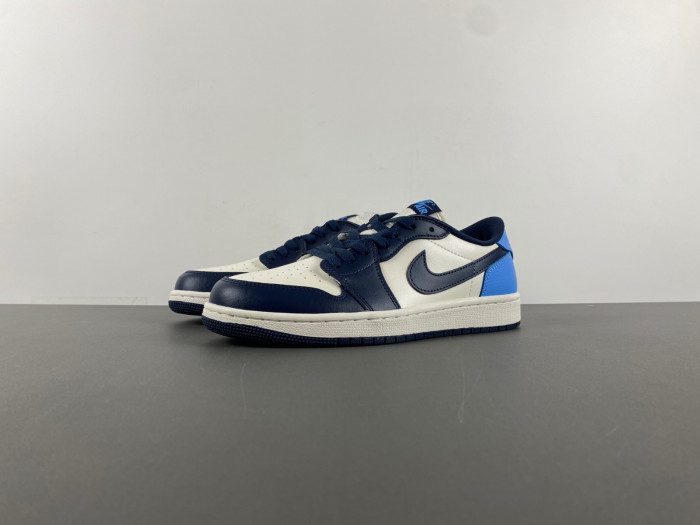 AIR JORDAN 1 RETRO LOW OG ''OBSIDIAN UNC'' - CZ0790 400