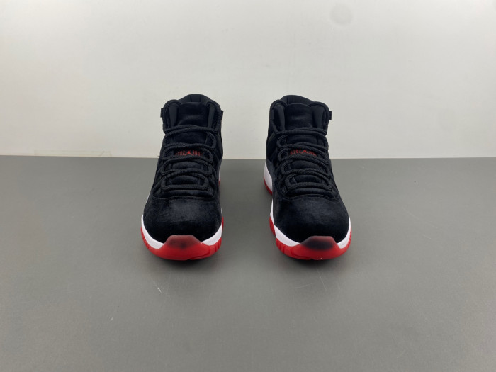 AIR JORDAN 11 RETRO 