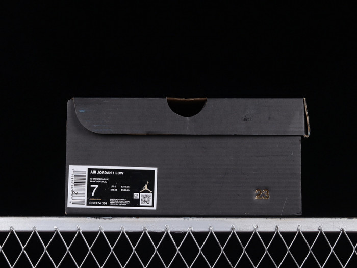 air jordan 1 low "lucky green/aquatone" dc0774-304