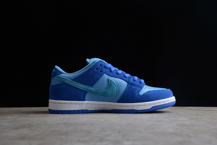 nike sb dunk low blue raspberry - dm0807-400