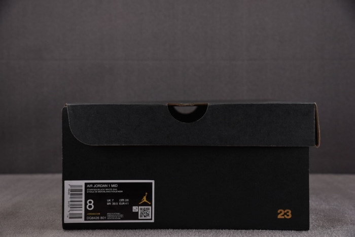 Air Jordan 1 Mid Black Toe Starfish DQ8426-801