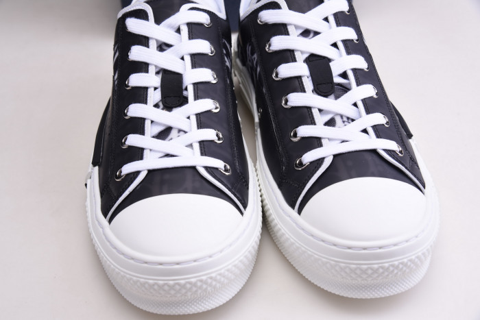 dr b23 homme kaws low-top sneaker