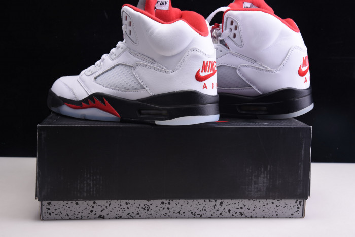jordan 5 retro fire red silver tongue (2020) - da1911-102