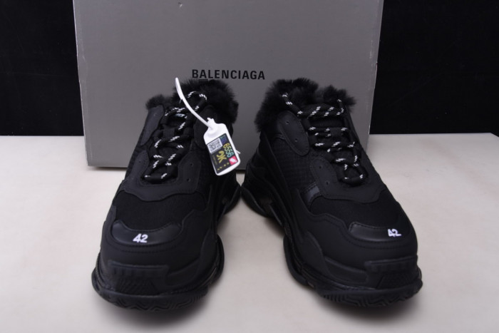 bl triple s trainers sneakers 21122101