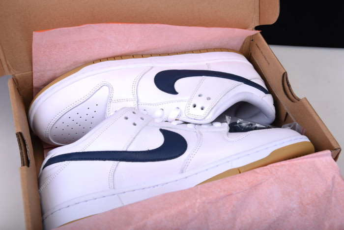 nike dunk sb low “classic green” cz2249-100