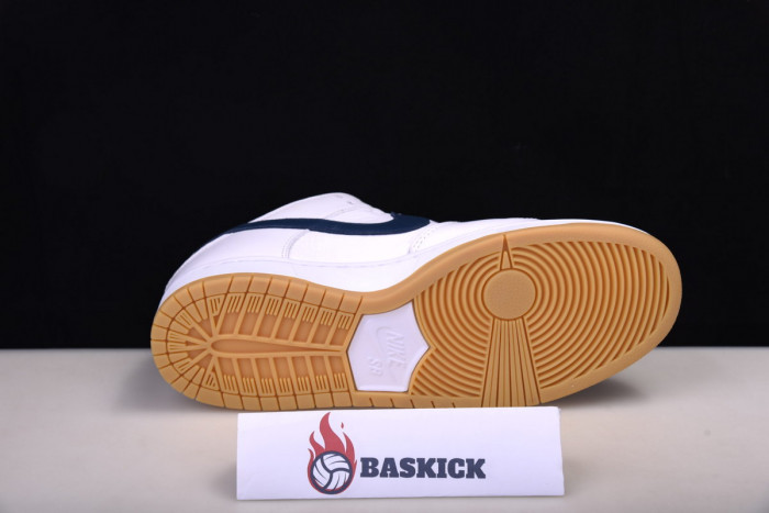 nike dunk sb low “classic green” cz2249-100