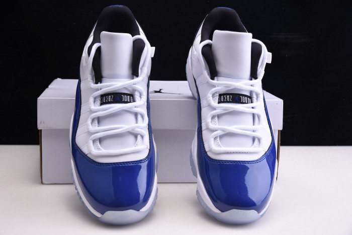 air jordan 11 low wmns “concord” ah7860-100