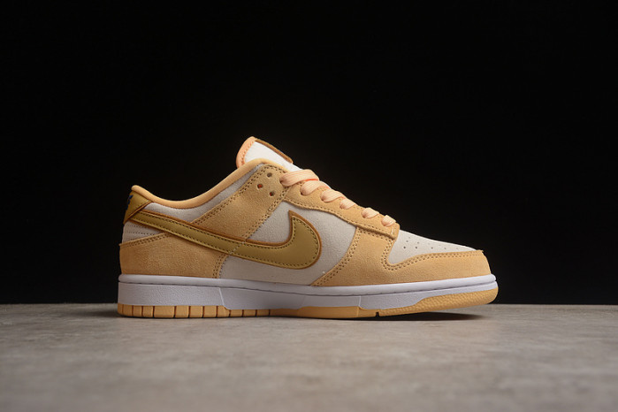 nike dunk low celestial gold suede dv7411-200