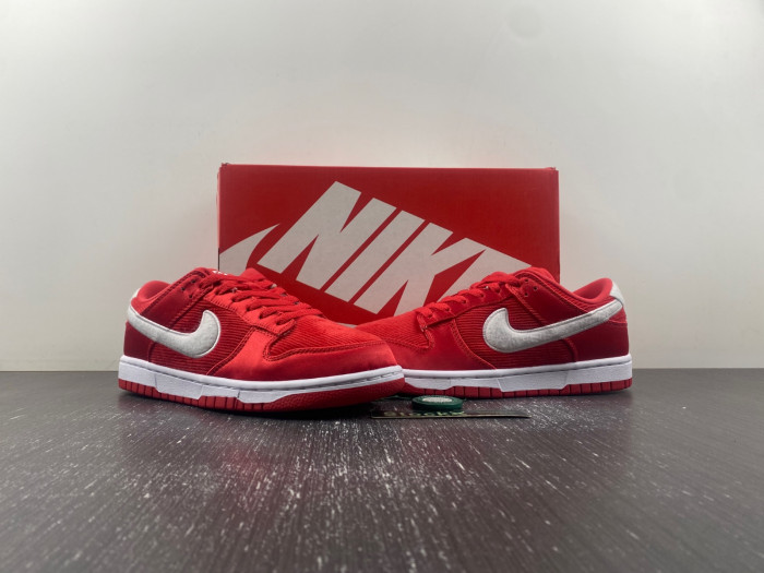 nike dunk low valentine
