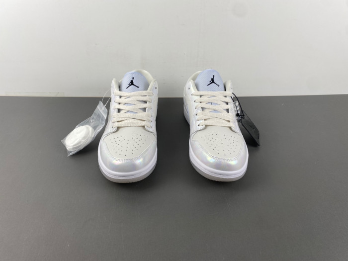 AIR JORDAN 1 LOW SE CNY HF3144-100