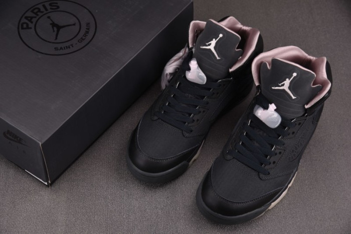 PSG x Air Jordan 5 “Off Noir” HQ3004-001