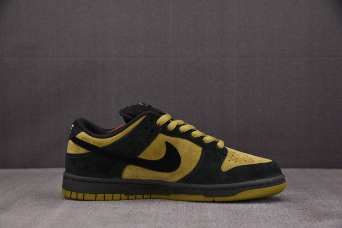 Nike SB Dunk Low Camper Green - HQ8487-300
