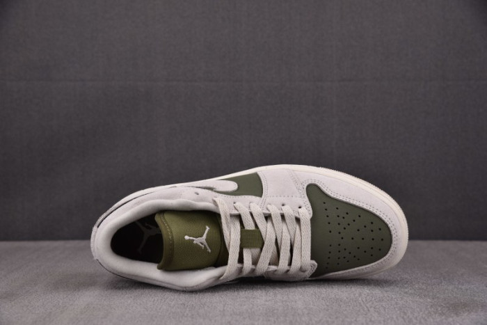 Air Jordan 1 Low SE Medium Olive Sail HV4089-201