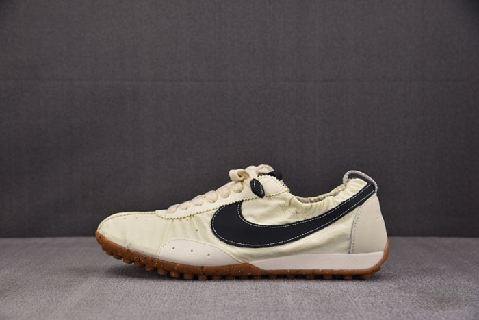 Nike Moon Shoe SP Jacquemus Alabaster HV8547-700