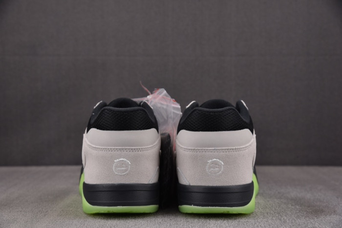 TRAVIS SCOTT X JORDAN JUMPMAN JACK TR CHASE B BLACK NIGHT SILVER IH7971-001