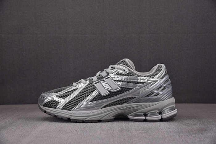 new balance m1906reh