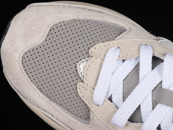 new balance 57/40 grey day m5740ta