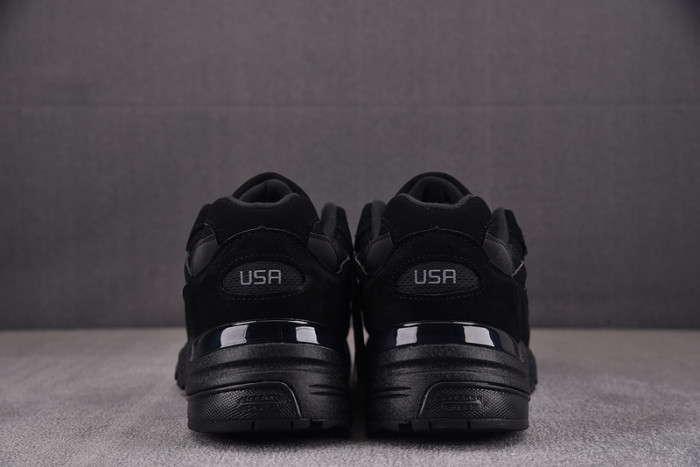 new balance 992 triple black - m992ea