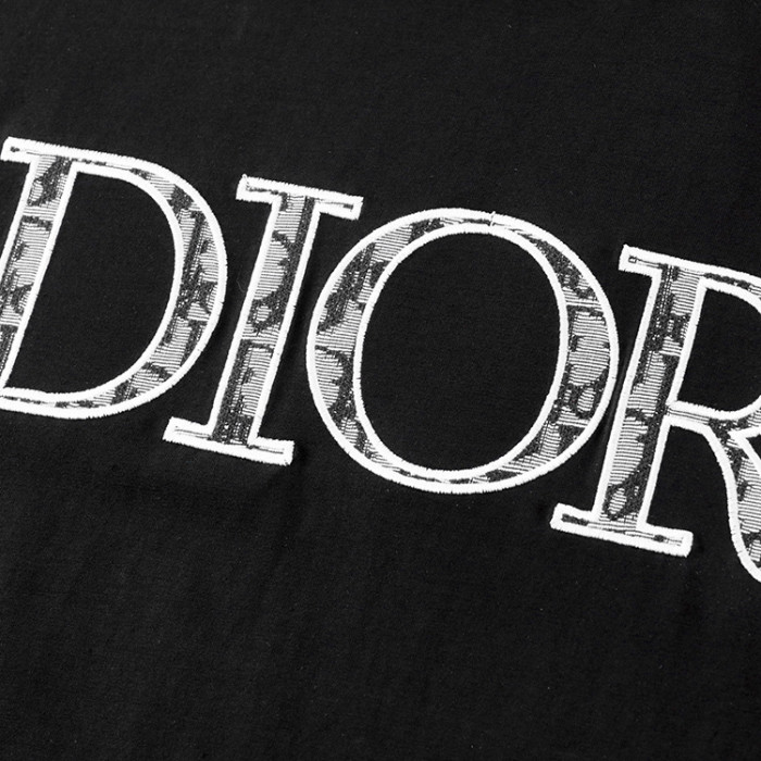 d1or t-shirt