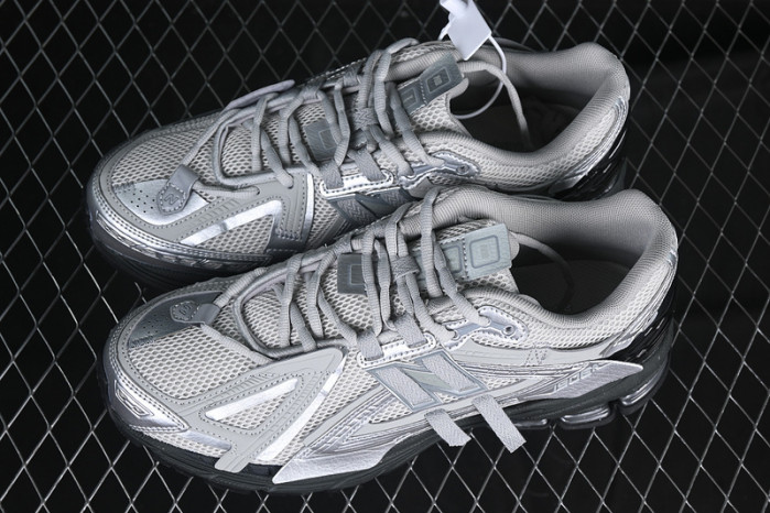 NEW BALANCE 1906R GREY/SILVER/BLACK U1906AAF