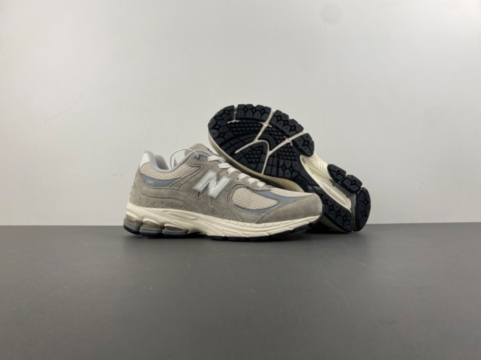 NEW BALANCE 2002R U2002RRD