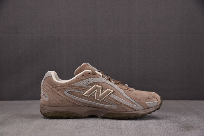 New Balance 204L Mushroom Arid Stone U204LMMA